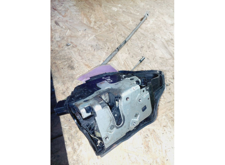 Замок двери задней правой к BMW X5 E53, 2001г.