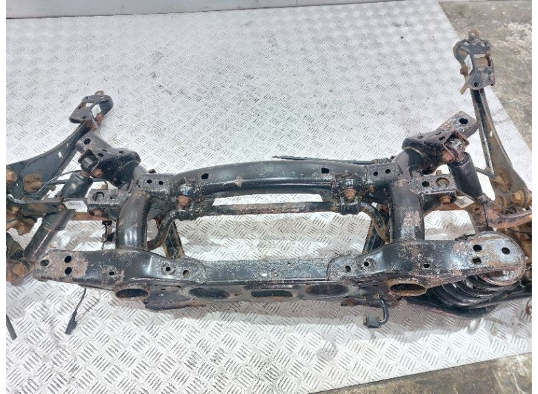 Балка подвески задняя к Geely Emgrand X7, 2017г.