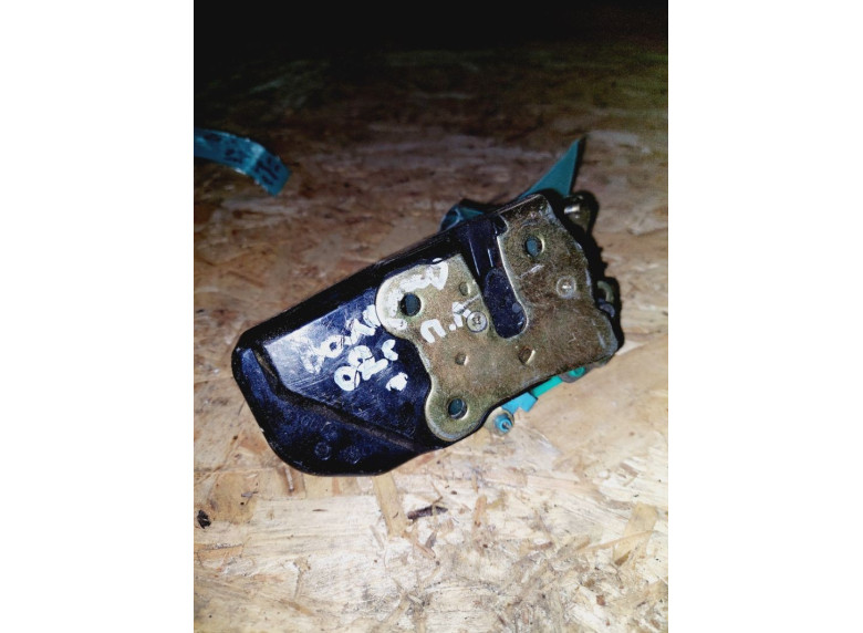 Замок двери передней левой к Замок двери передней левой к Chrysler Voyager undefined г. Voyager