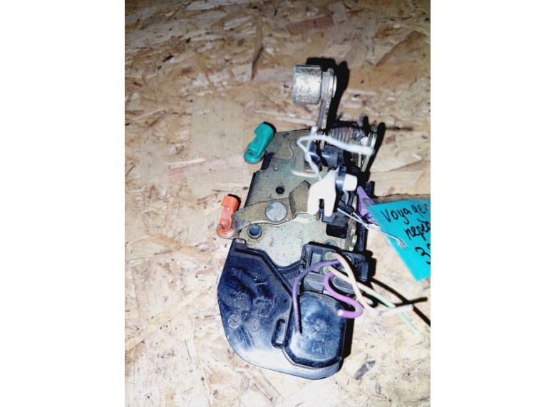 Замок двери передней левой к Chrysler Voyager