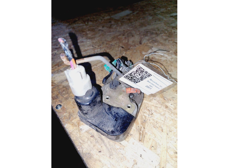 Замок двери передней правой к Plymouth Breeze, 2000г.