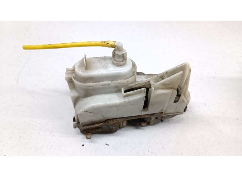 Замок двери задней правой к Volkswagen Polo, 1998г.