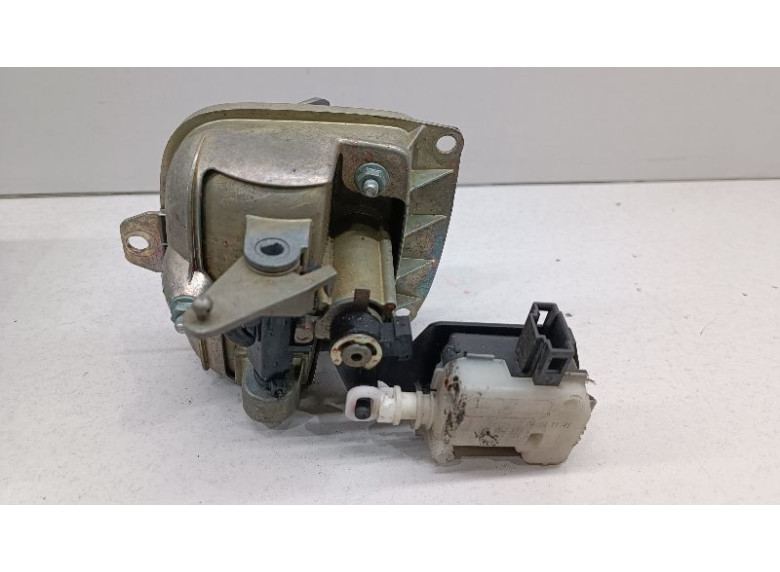 Кнопка открытия багажника к Seat Leon, 2004г.
