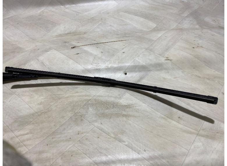 Щеткодержатель (поводок стеклоочистителя, дворник) к BMW 3 F30/F31/GT F34, 2017г.