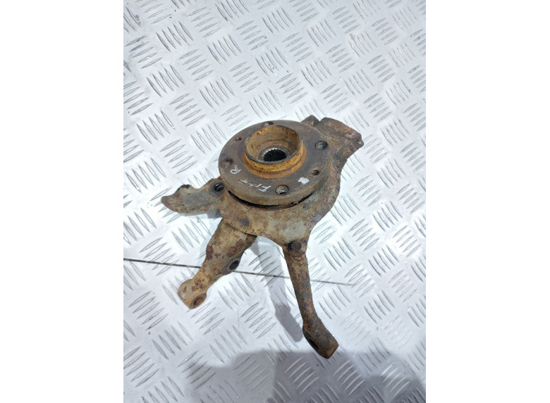 Ступица передняя правая к Fiat Cinquecento, 1991г.