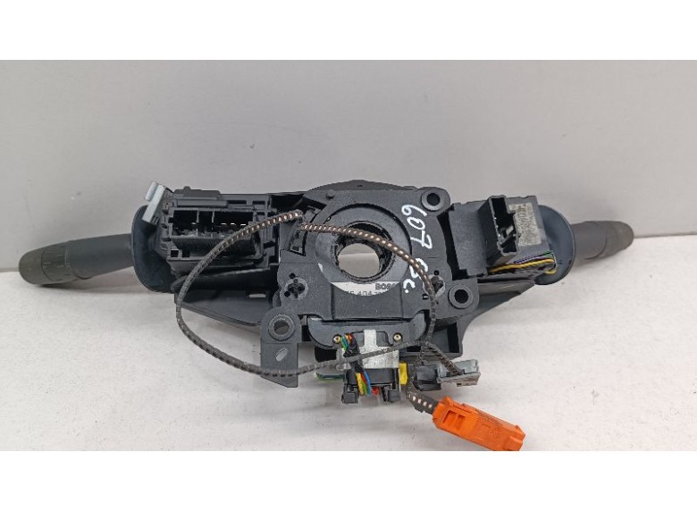 Переключатель подрулевой (стрекоза) к Переключатель подрулевой (стрекоза) к Peugeot 607 undefined г. 607