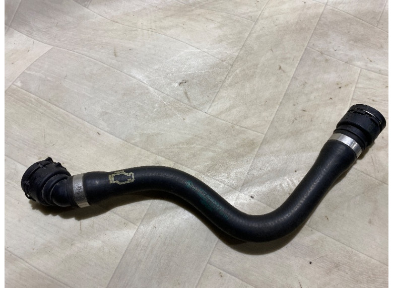 Патрубок радиатора к BMW 3 F30/F31/GT F34, 2017г.