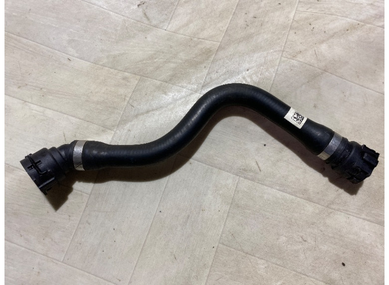 Патрубок радиатора к BMW 3 F30/F31/GT F34, 2017г.