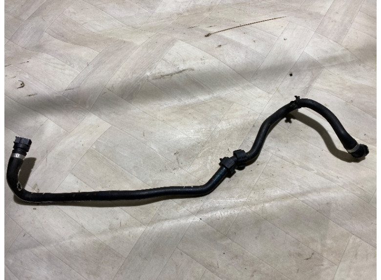 Патрубок радиатора к BMW 3 F30/F31/GT F34, 2017г.