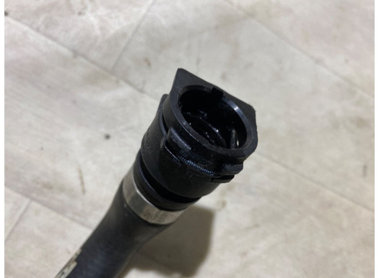 Патрубок радиатора к BMW 3 F30/F31/GT F34, 2017г.