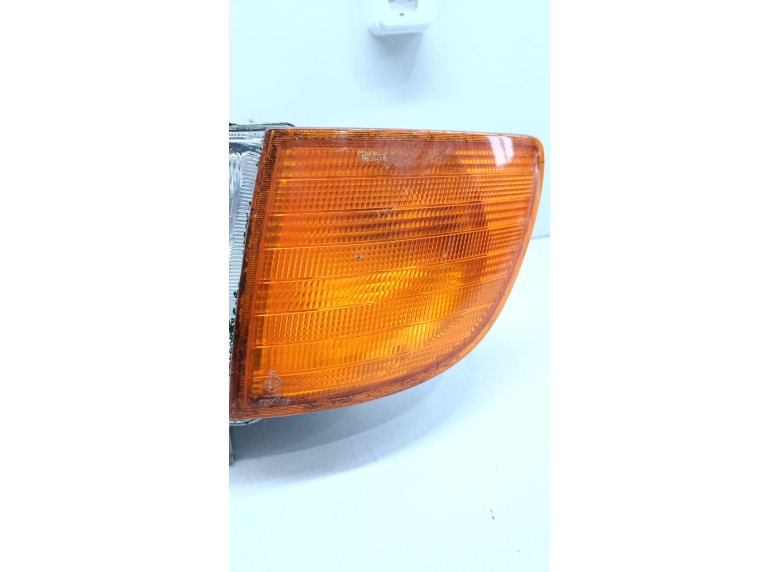 Поворотник левый к Mercedes Vito W638, 1998г.