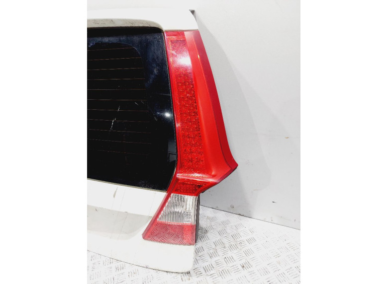Фонарь крышки багажника правый к Volvo V70, 2010г.