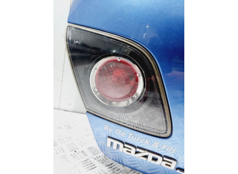 Фонарь крышки багажника левый к Mazda 3, 2006г.