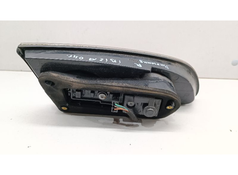 Фонарь крышки багажника правый к Seat Ibiza, 2003г.