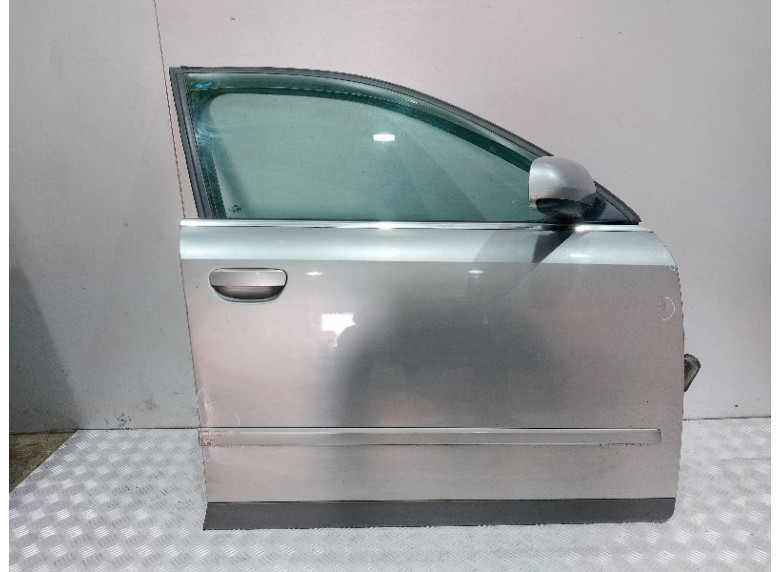 Замок двери передней правой к Audi A4, 2003г.