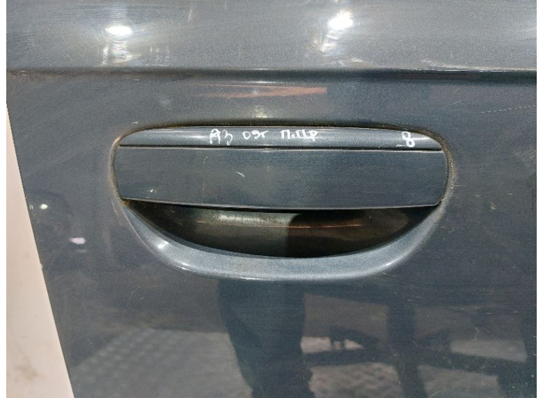 Ручка наружная передняя правая к Audi A3, 2009г.