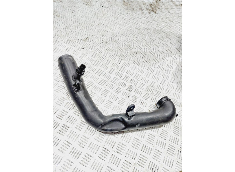 Патрубок турбины к Volkswagen Golf, 2005г.