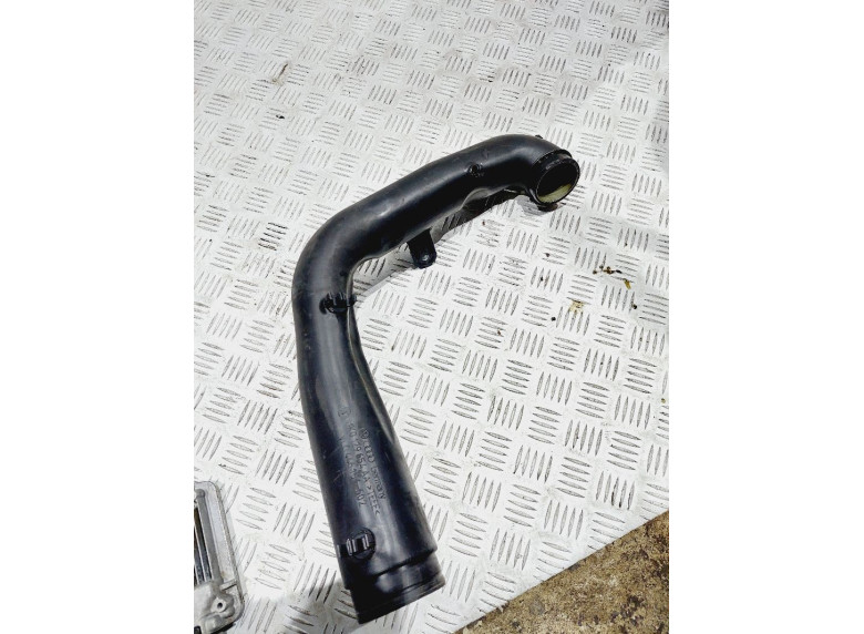 Патрубок турбины к Volkswagen Golf, 2005г.