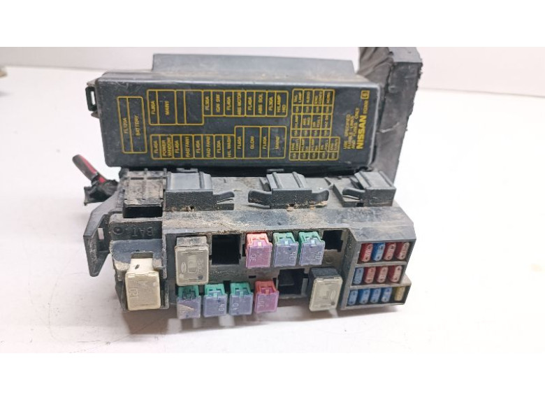 Блок предохранителей к Nissan X-Trail