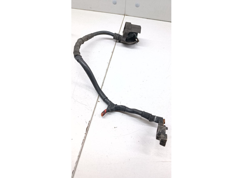 Клемма аккумулятора плюс к Volkswagen Golf, 2007г.