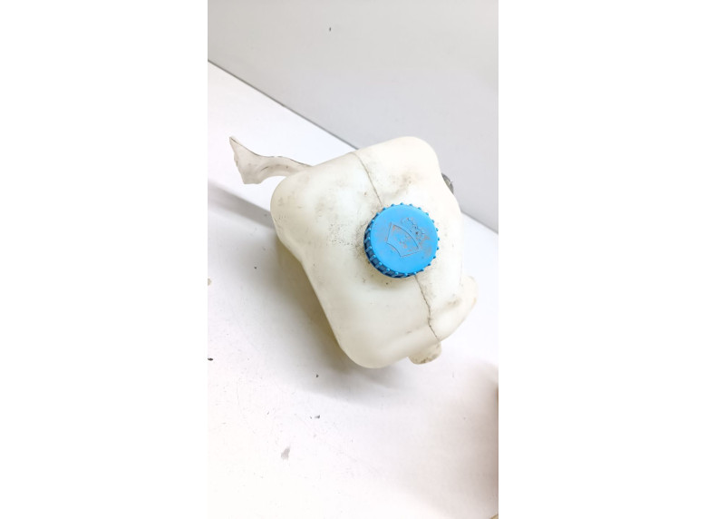 Бачок омывателя к Бачок омывателя к Lada Granta undefined г. Granta