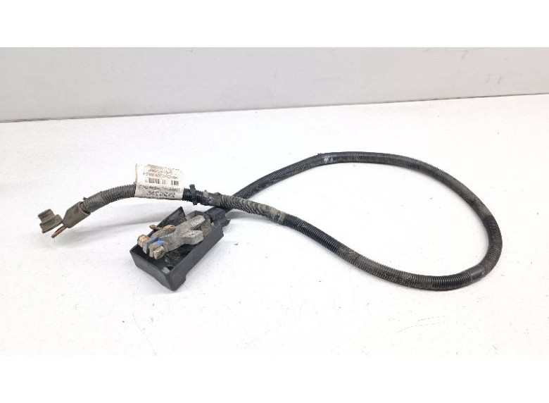 Клемма аккумулятора плюс к Lada Granta