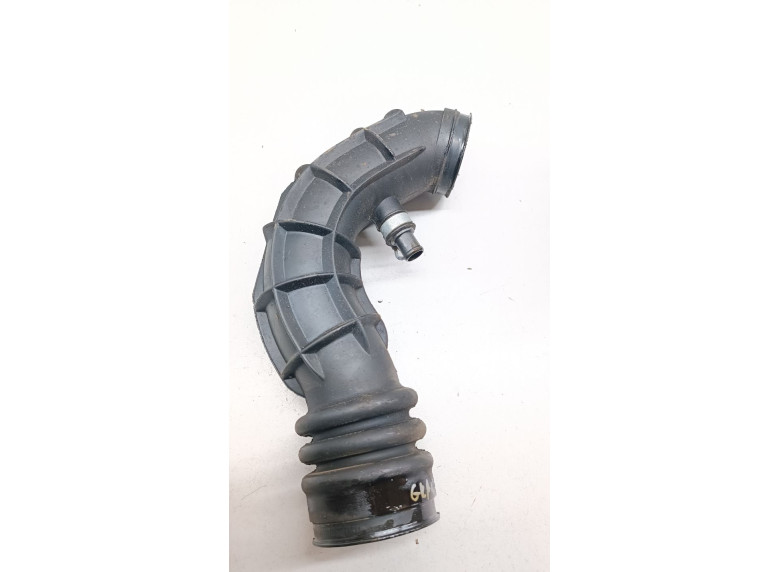 Патрубок воздушного фильтра к Lada Granta