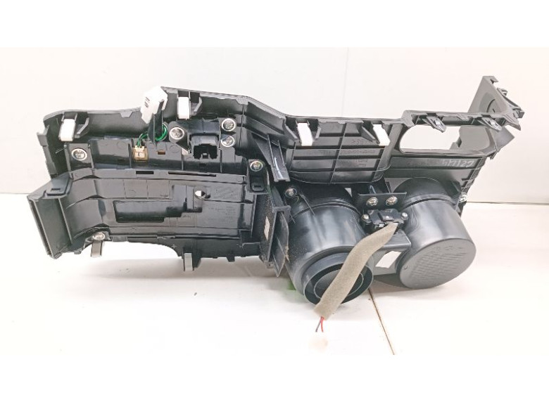 Консоль салона (кулисная часть) к Hyundai ix35, 2014г.