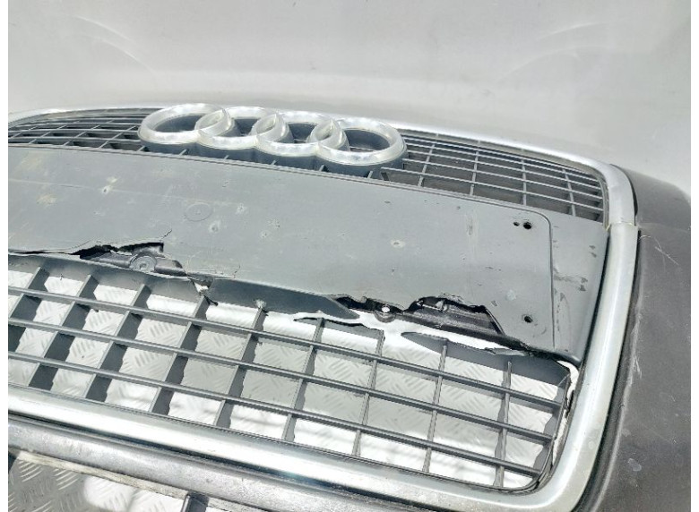 Бампер передний к Audi A3, 2006г.