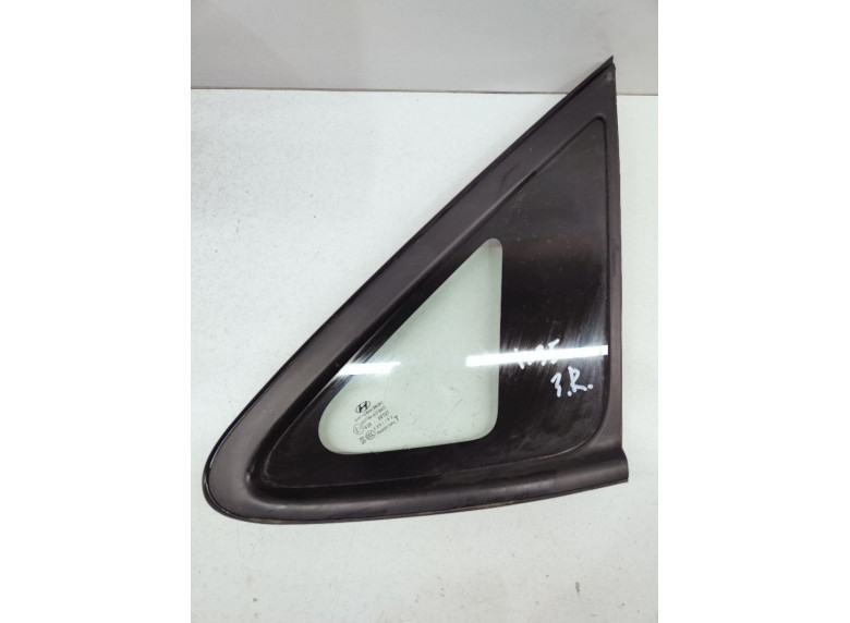 Стекло кузовное боковое правое к Hyundai ix35, 2014г.