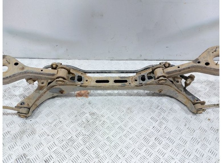 Балка подвески задняя к Hyundai ix35, 2014г.