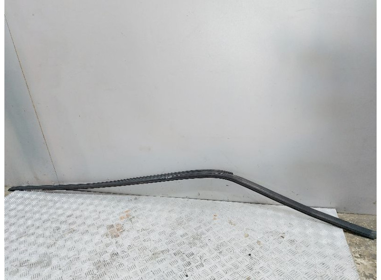 Молдинг крыши к Volkswagen Golf, 1995г.