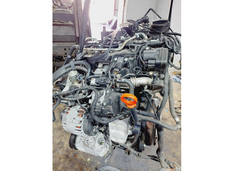 Коллектор впускной к Volkswagen Polo, 2011г.