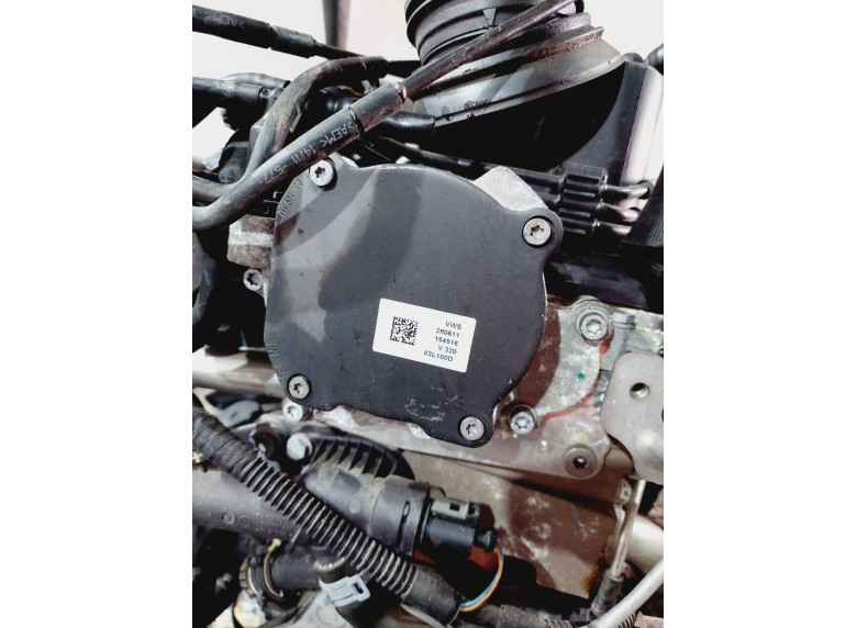 Насос вакуумный к Volkswagen Polo, 2011г.