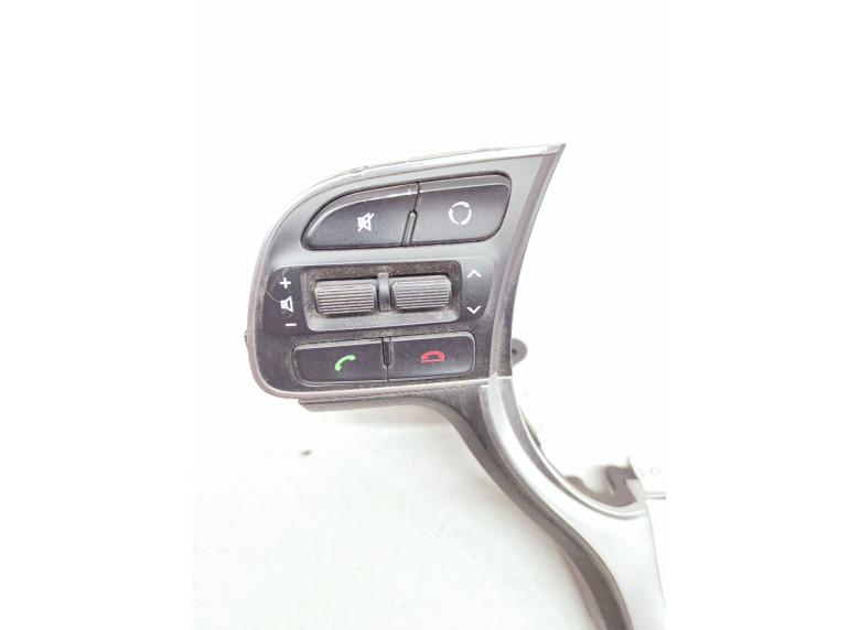 Кнопки руля к Kia Optima, 2016г.