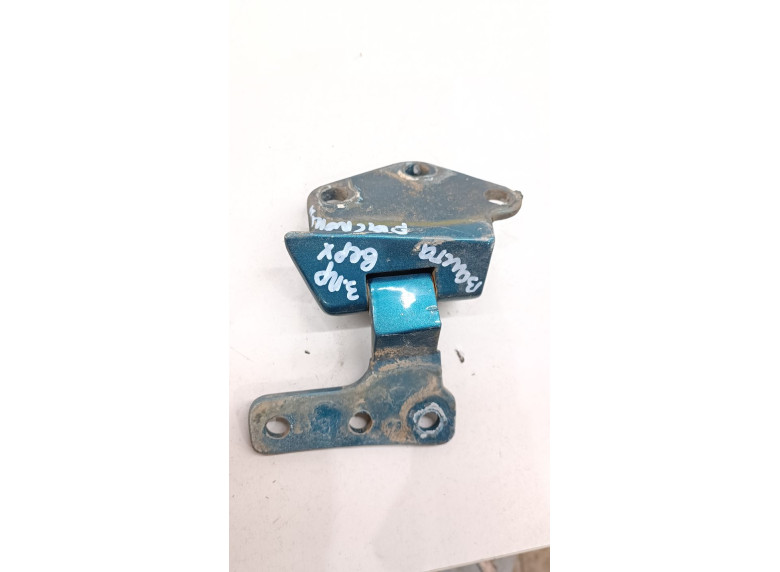 Петля двери задней правой к Nissan Vanette