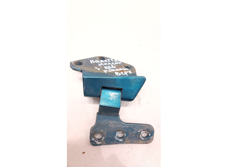 Петля двери задней левой к Nissan Vanette