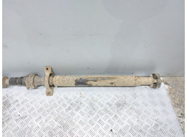 Карданный вал к Hyundai Tucson, 2009г.