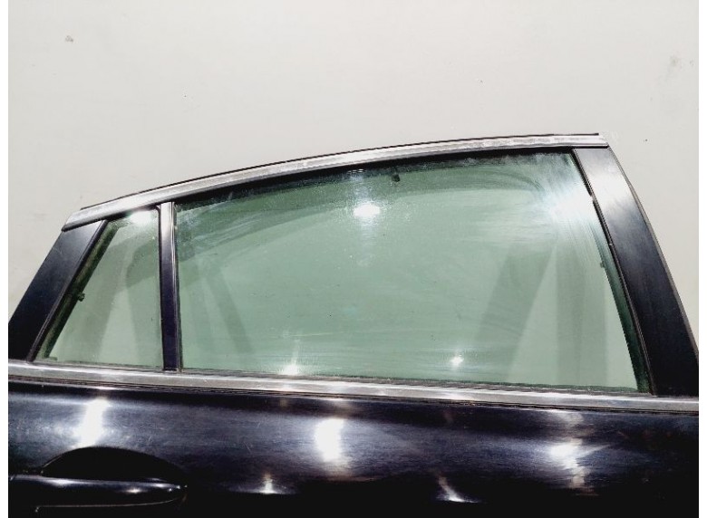 Стекло двери задней правой к Mazda 6