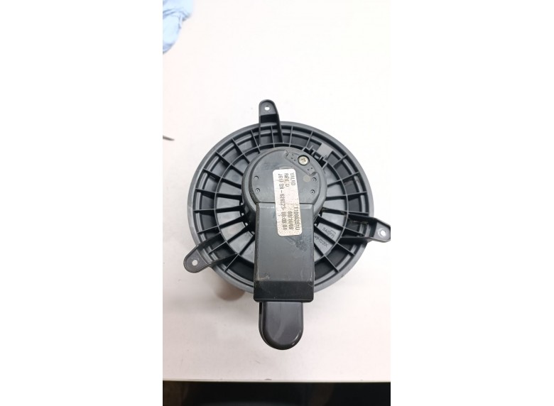 Моторчик печки к Mazda 6