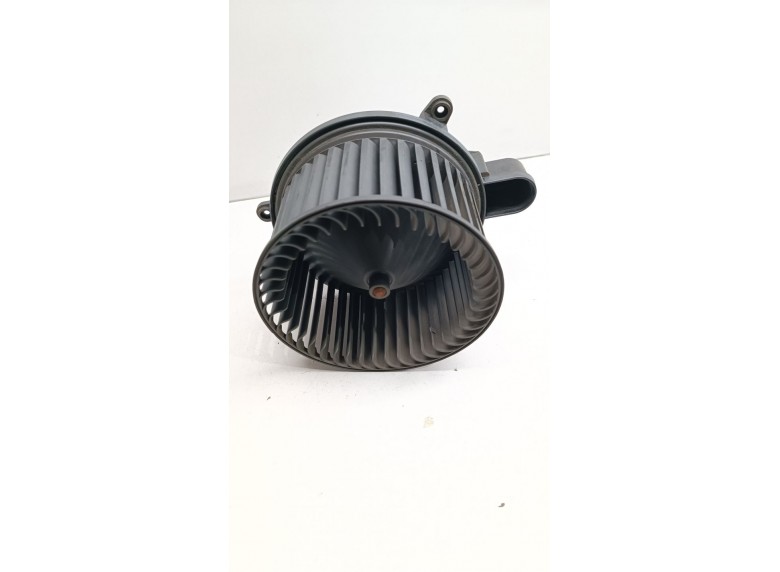 Моторчик печки к Моторчик печки к Mazda 6 undefined г. 6