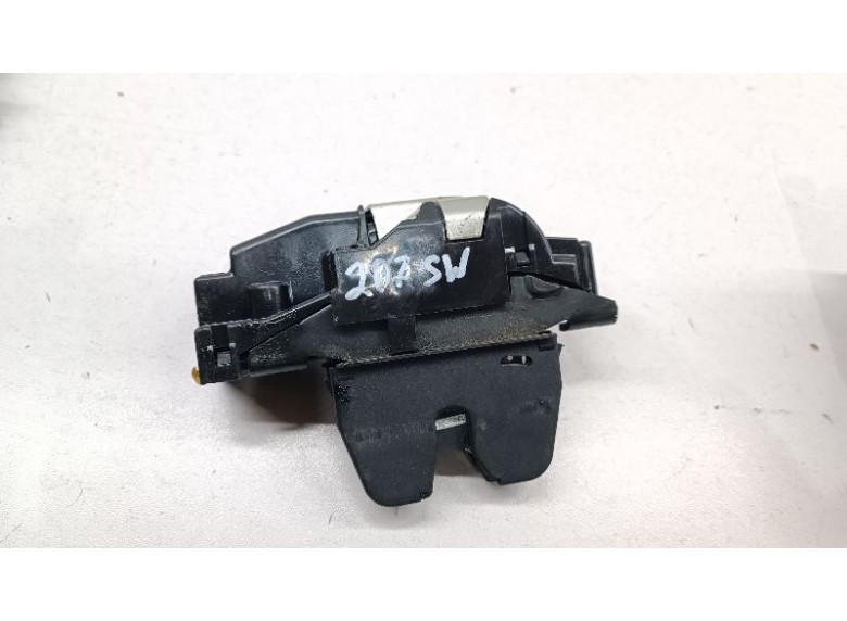 Замок багажника к Peugeot 207