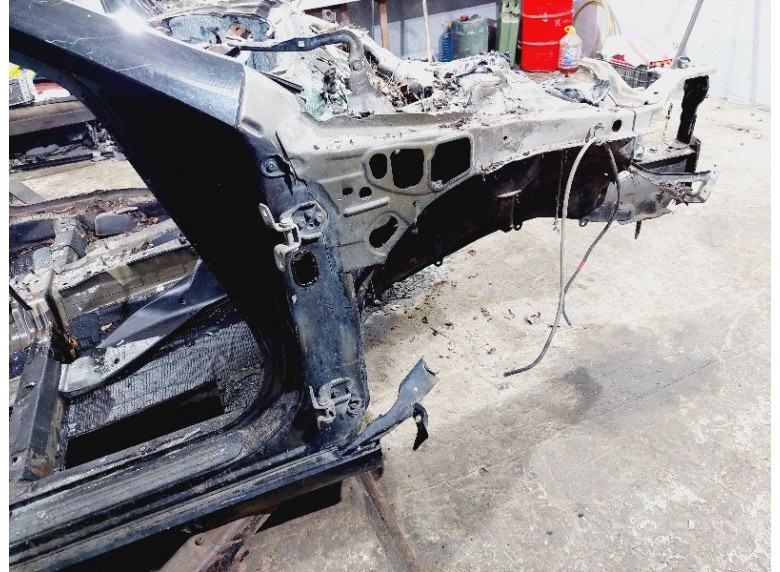 Четверть передняя правая к Mazda 6