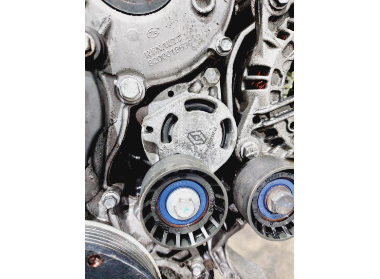 Натяжитель ремня генератора к Renault Laguna, 2004г.