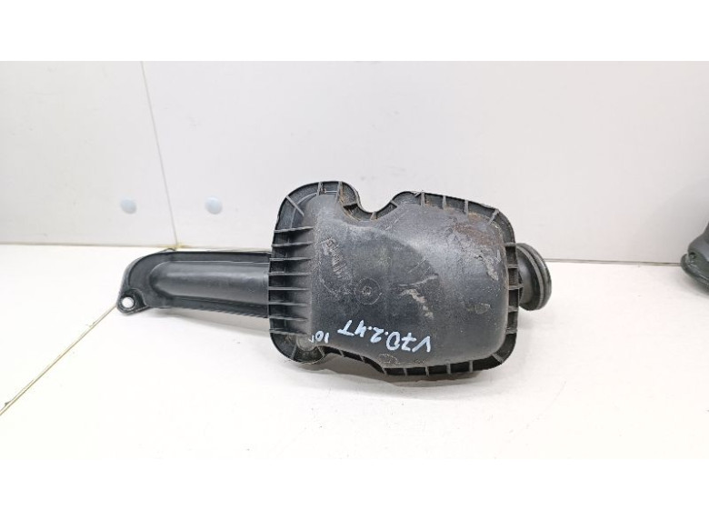 Патрубок воздушного фильтра к Volvo V70, 2010г.