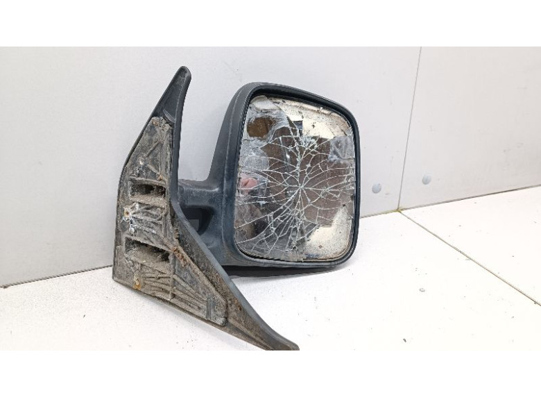 Зеркало наружное правое к Volkswagen Transporter, 1996г.