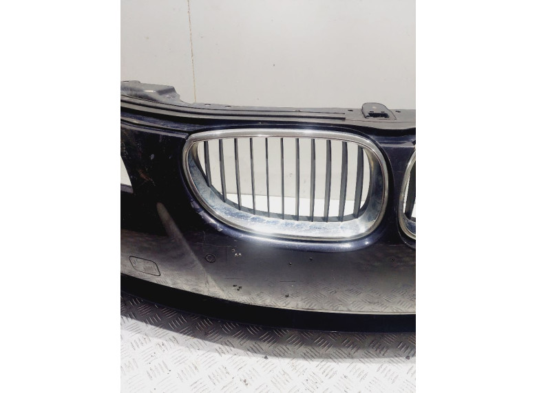 Решетка радиатора к BMW 5 E60/E61, 2009г.