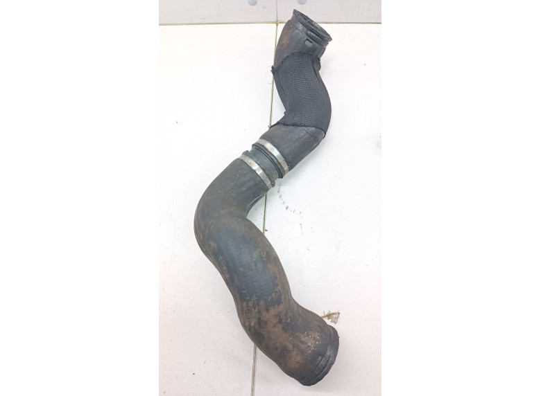 Патрубок интеркулера к Volvo V70, 2010г.