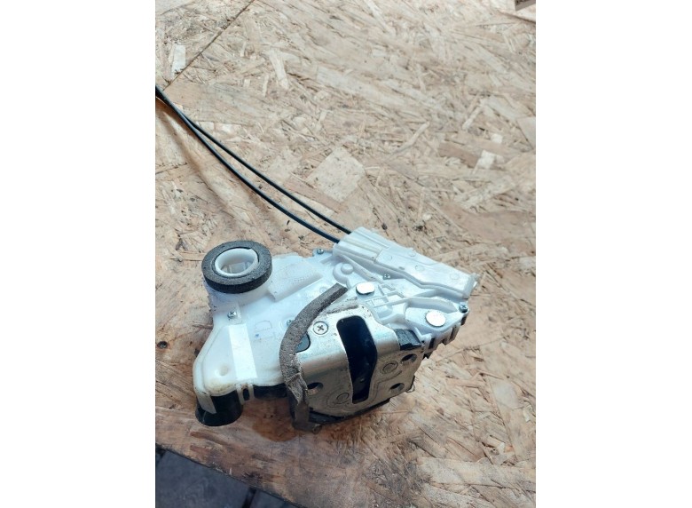 Замок двери передней левой к Замок двери передней левой к Toyota Yaris undefined г. Yaris