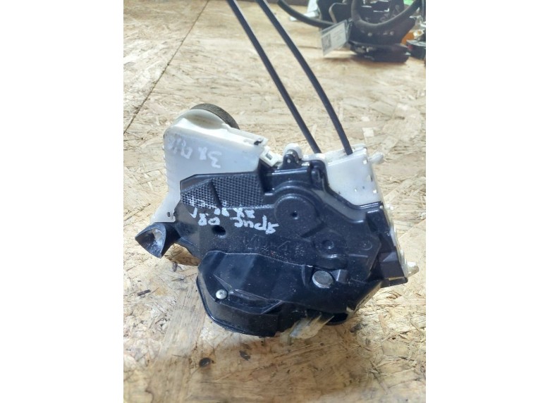 Замок двери передней правой к Замок двери передней правой к Toyota Yaris undefined г. Yaris